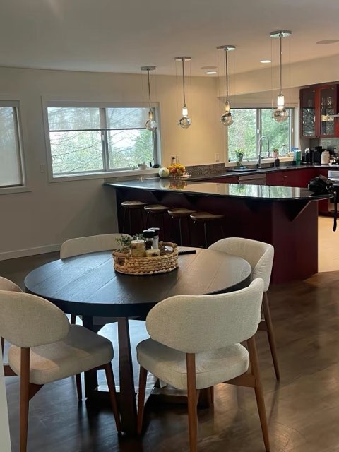Open dining and kitchen finished in a single visit.